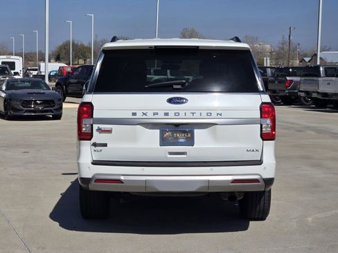 Certified 2023 Ford Expedition Max XLT image 8