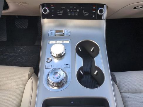 New 2026 Genesis GV70 2.5T Select image 16