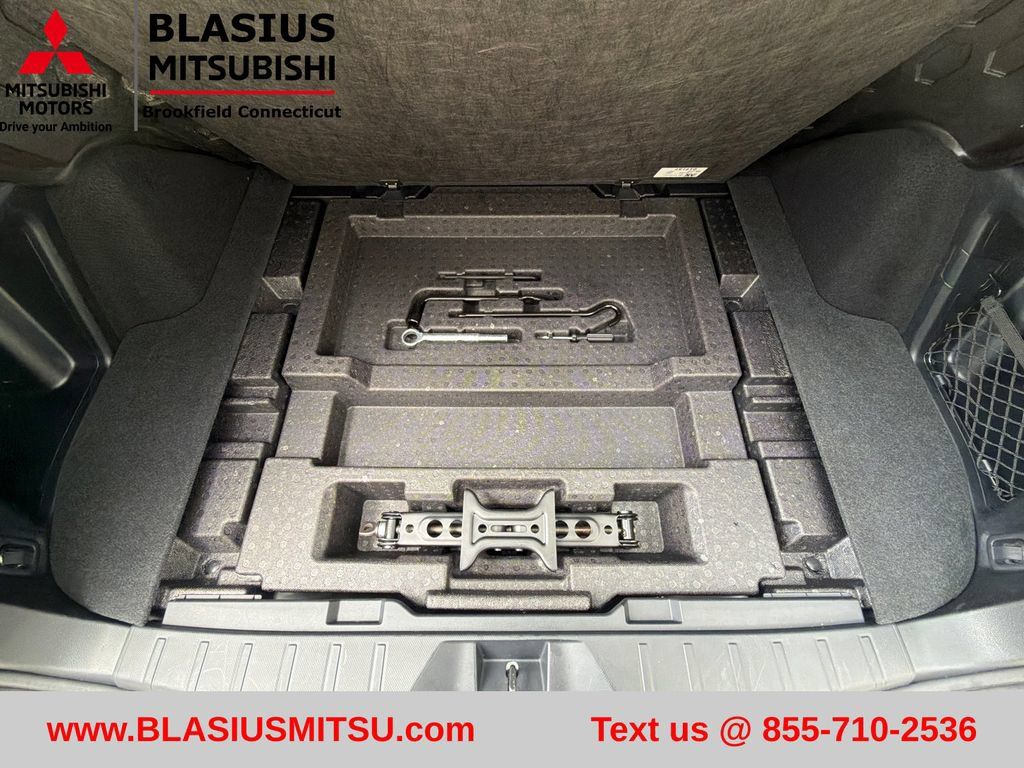 Used 2024 Subaru Outback Premium AWD/4WD image 61
