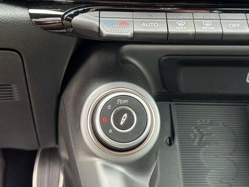 New 2025 Alfa Romeo Tonale w/ Premium Package image 16