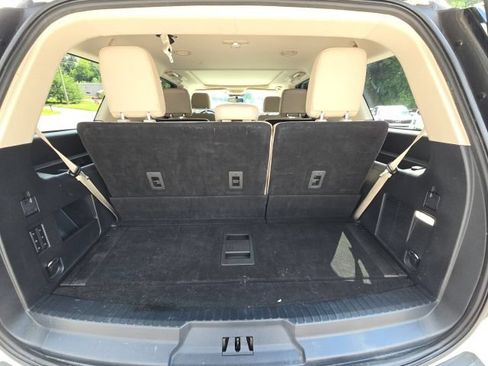 Used 2022 Ford Expedition Limited AWD/4WD image 14