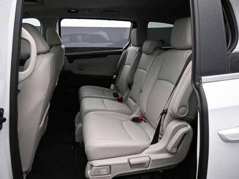 Certified 2026 Honda Odyssey EX-L image 21