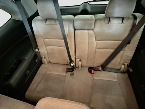 Used 2019 Honda Pilot LX image 27