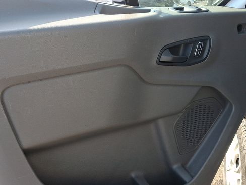 Used 2023 Ford Transit 350 XLT image 12