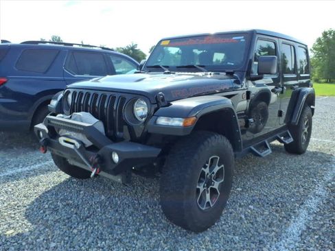 Used 2023 Jeep Wrangler Unlimited Rubicon w/ Cold Weather Group AWD/4WD image 2
