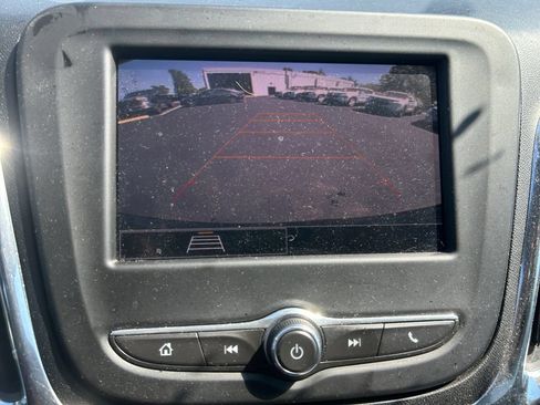 Used 2022 Chevrolet Equinox LT AWD/4WD image 21