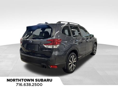 Used 2020 Subaru Forester Limited AWD/4WD image 8