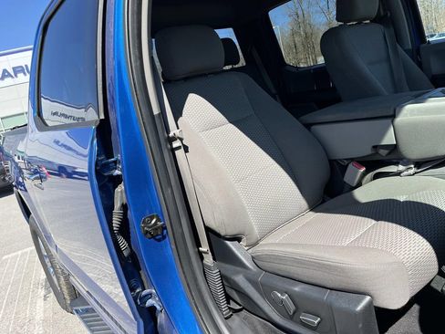 Used 2017 Ford F150 XLT w/ Equipment Group 302A Luxury image 21