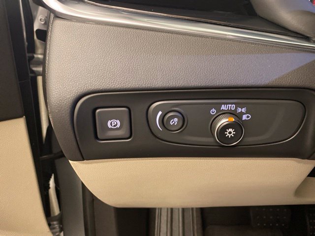 Used 2018 Buick Enclave Premium w/ Trailering Package AWD/4WD image 16
