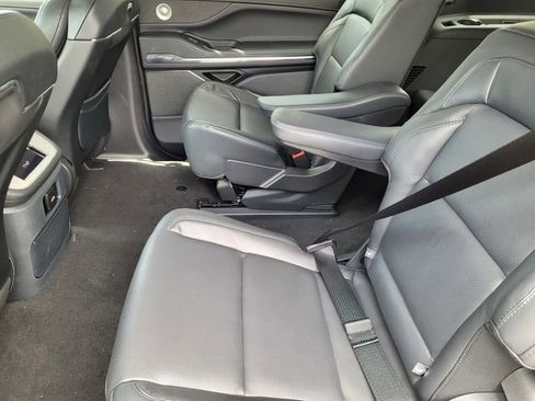 New 2026 Lincoln Navigator L Reserve AWD/4WD image 16