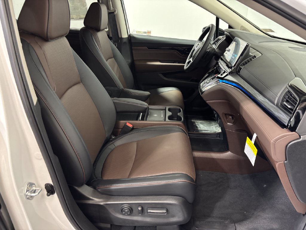 New 2027 Honda Odyssey Elite image 12