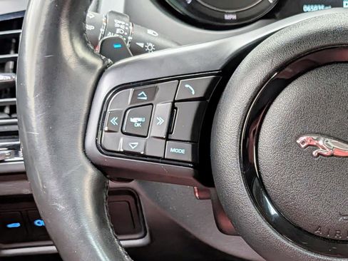 Used 2016 Jaguar F-TYPE S image 27