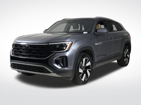 Used 2025 Volkswagen Atlas Cross Sport SE w/ Panoramic Sunroof Package image 1