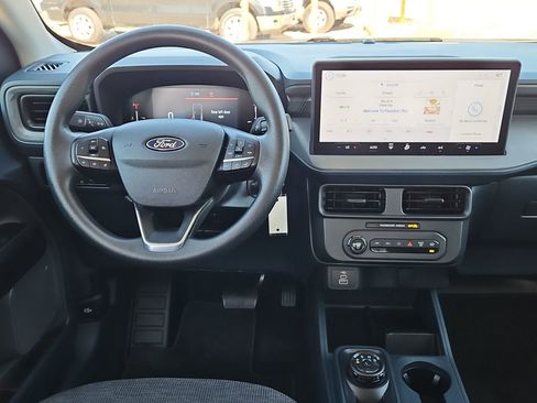 Used 2025 Ford Maverick XL w/ Equipment Group 102A AWD/4WD image 17