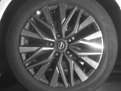 Used 2025 Nissan Altima 2.5 SV image 14