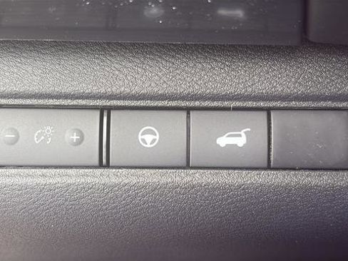 New 2026 Nissan Pathfinder SL AWD/4WD image 15