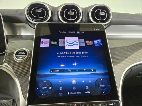 Certified 2025 Mercedes-Benz GLC 300 4MATIC image 29