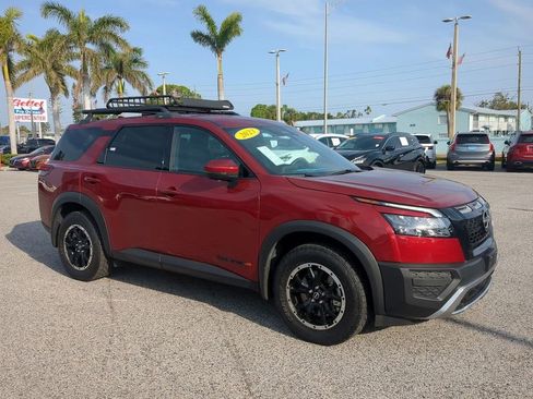 Certified 2023 Nissan Pathfinder Rock Creek image 3