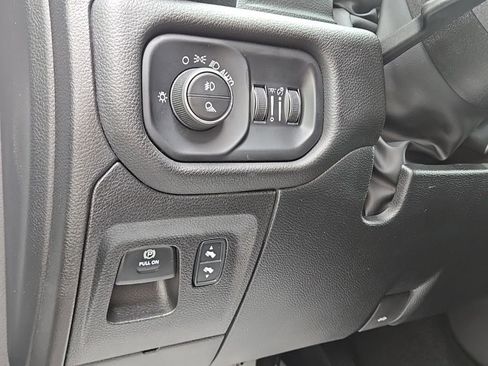 Used 2025 RAM 1500 Big Horn image 34
