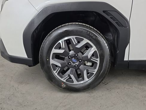Certified 2026 Subaru Forester Premium AWD/4WD image 9