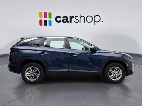 Used 2025 Hyundai Tucson SE AWD/4WD image 6