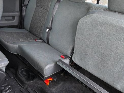 Used 2016 RAM 1500 Big Horn image 34