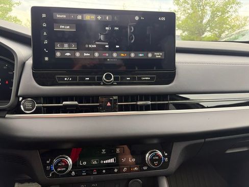 Used 2026 Mitsubishi Outlander SEL AWD/4WD image 12