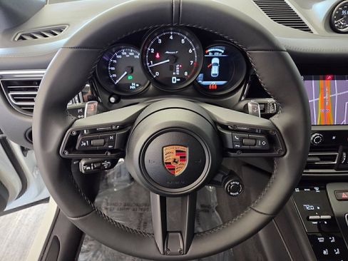 Certified 2026 Porsche Macan Turbo AWD/4WD image 18