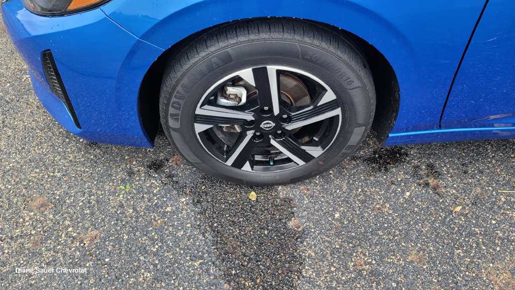 Used 2024 Nissan Sentra SV FWD image 6