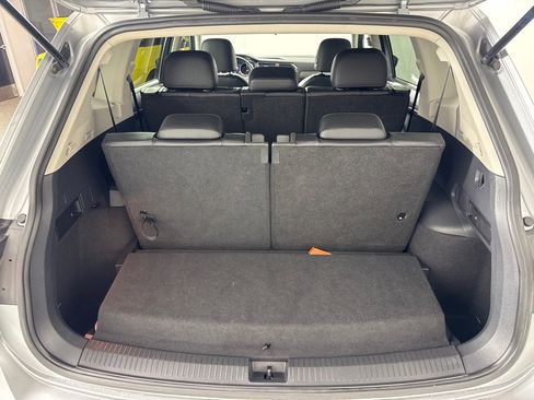 Used 2019 Volkswagen Tiguan SE image 25