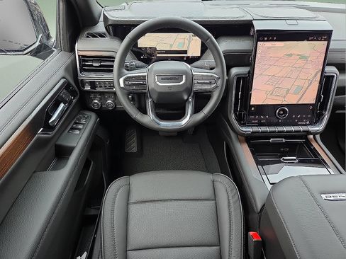 New 2026 GMC Yukon Denali image 13