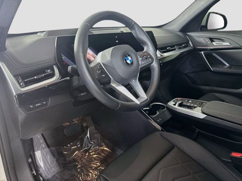 Used 2026 BMW X1 xDrive28i w/ Technology Package AWD/4WD image 23