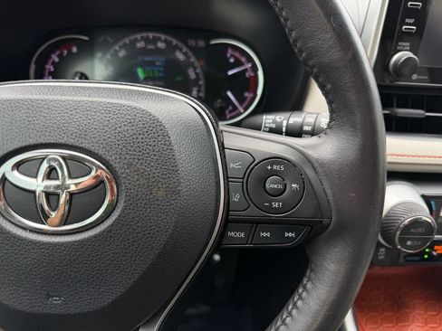 Used 2020 Toyota RAV4 Adventure w/ Convenience Package AWD/4WD image 35
