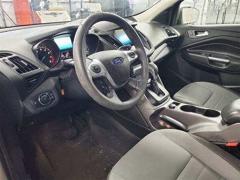 Used 2014 Ford Escape SE w/ Equipment Group 201A image 5
