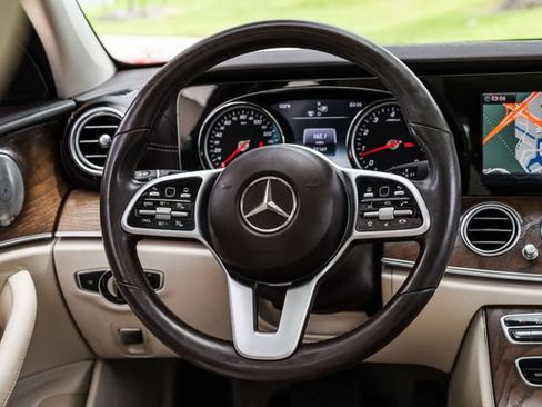 Used 2019 Mercedes-Benz E 450 4MATIC Wagon image 9