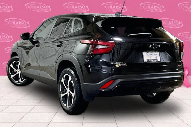 Used 2025 Chevrolet Trax RS FWD image 5