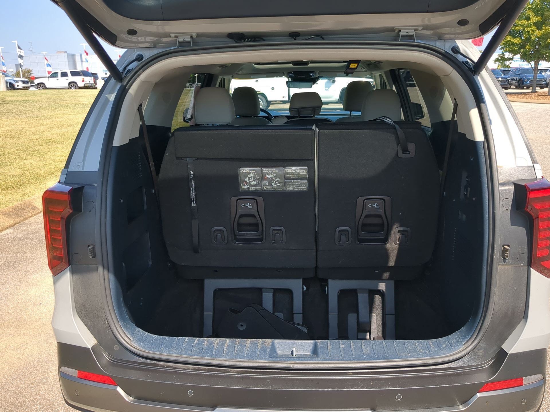 Certified 2025 Kia Carnival SX Prestige FWD image 21