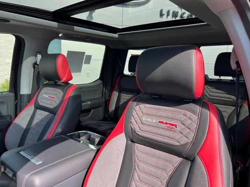 New 2025 Ford F250 Lariat w/ Lariat Ultimate Package image 33