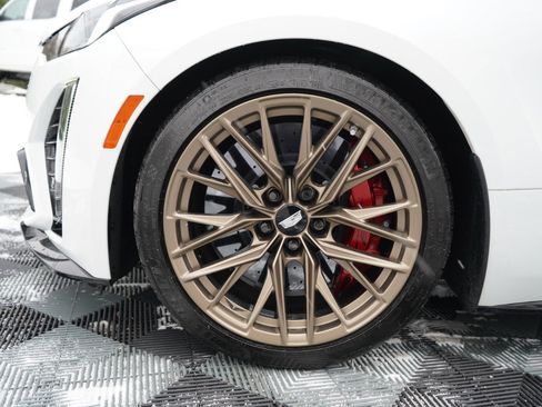 Used 2023 Cadillac CT5 V Blackwing w/ LPO, Blue Accent Package image 25