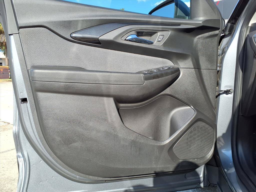 Used 2022 Chevrolet TrailBlazer LT AWD/4WD image 18