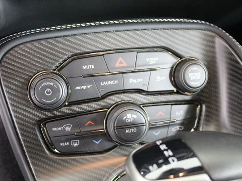 Used 2023 Dodge Challenger SRT Hellcat w/ Driver Convenience Group image 17