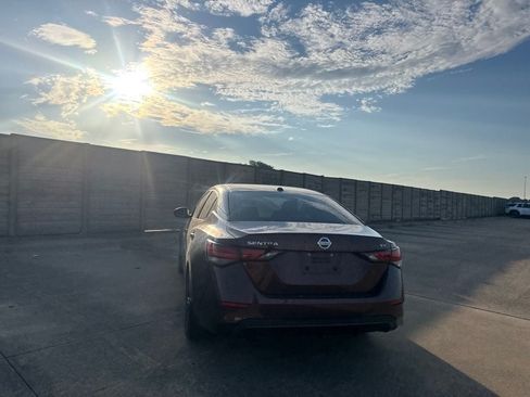 Certified 2023 Nissan Sentra SV FWD image 15