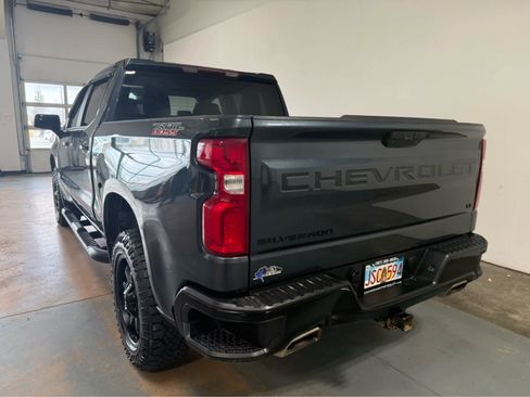 Used 2020 Chevrolet Silverado 1500 LT Trail Boss AWD/4WD image 3