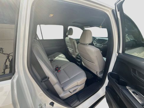 Certified 2023 Honda Passport EX-L image 28