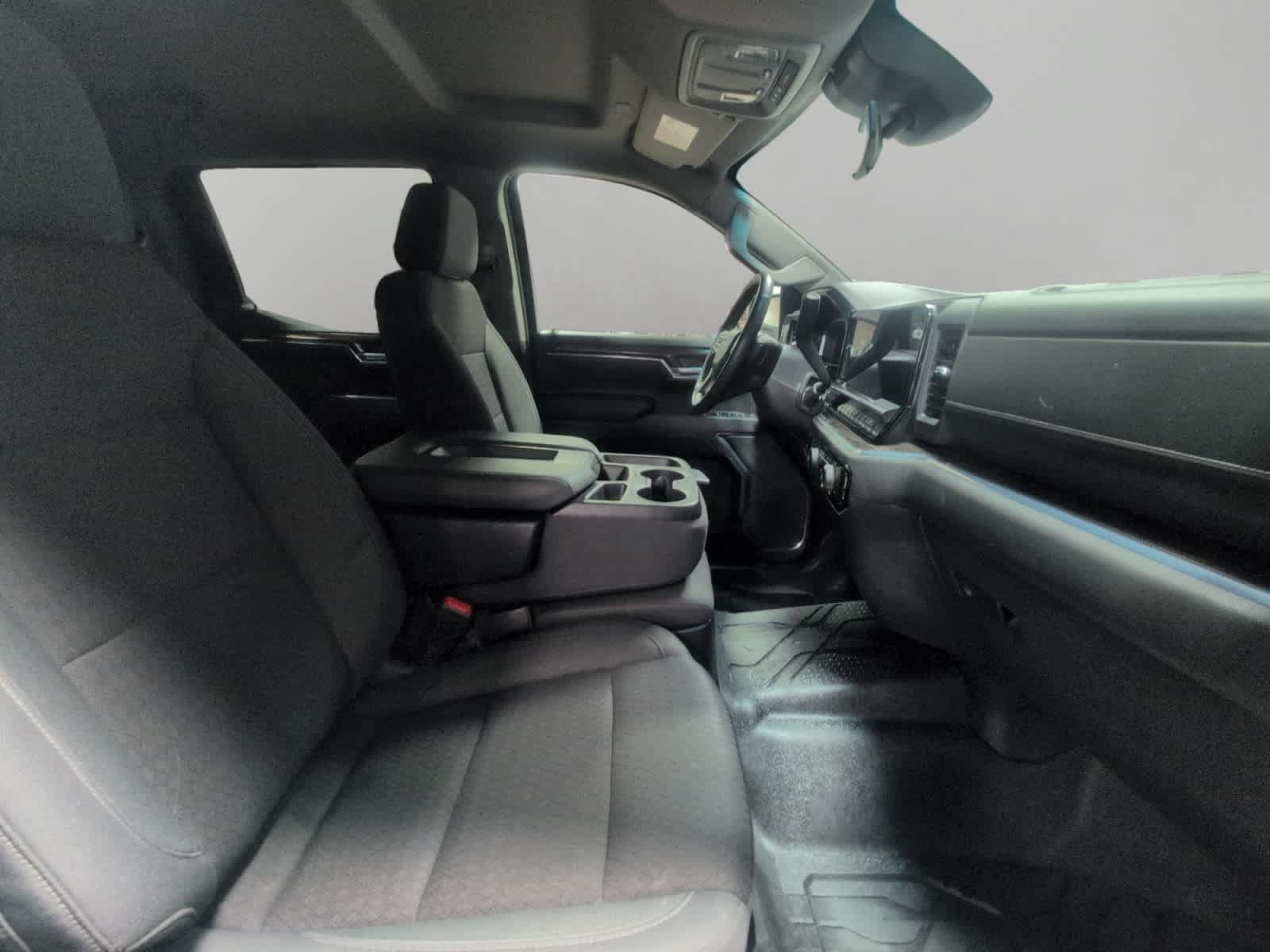 Used 2024 Chevrolet Silverado 1500 RST AWD/4WD image 15