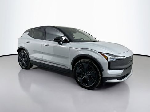 New 2026 Volvo EX30 Cross Country Ultra w/ Protection Package Premier AWD/4WD image 3