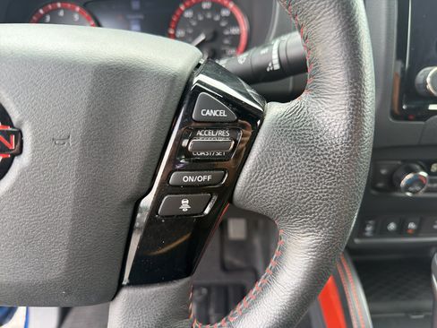 Used 2022 Nissan Frontier Pro-X RWD image 14