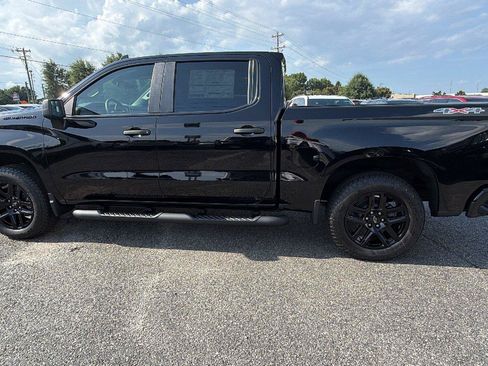 New 2026 Chevrolet Silverado 1500 Custom w/ Turbomax Blackout Package AWD/4WD image 10