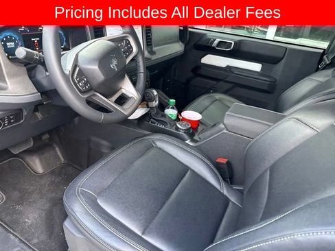Used 2026 Ford Bronco Badlands AWD/4WD image 3