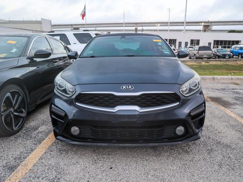 Used 2020 Kia Forte LXS FWD image 4